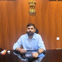 Shri Pradeep Kumar Dwivedi, IAS